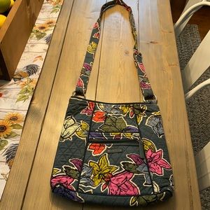 Vera Bradley bag - gently used clean no rips no tears
